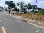 BÁN ĐẤT CHÍNH CHỦ GÓC NGÃ TƯ 2 MẶT TIỀN QL, ĐÃ CÓ SỔ BAO PHÍ CHỈ 10 TỶ. Cần Đước, Long An